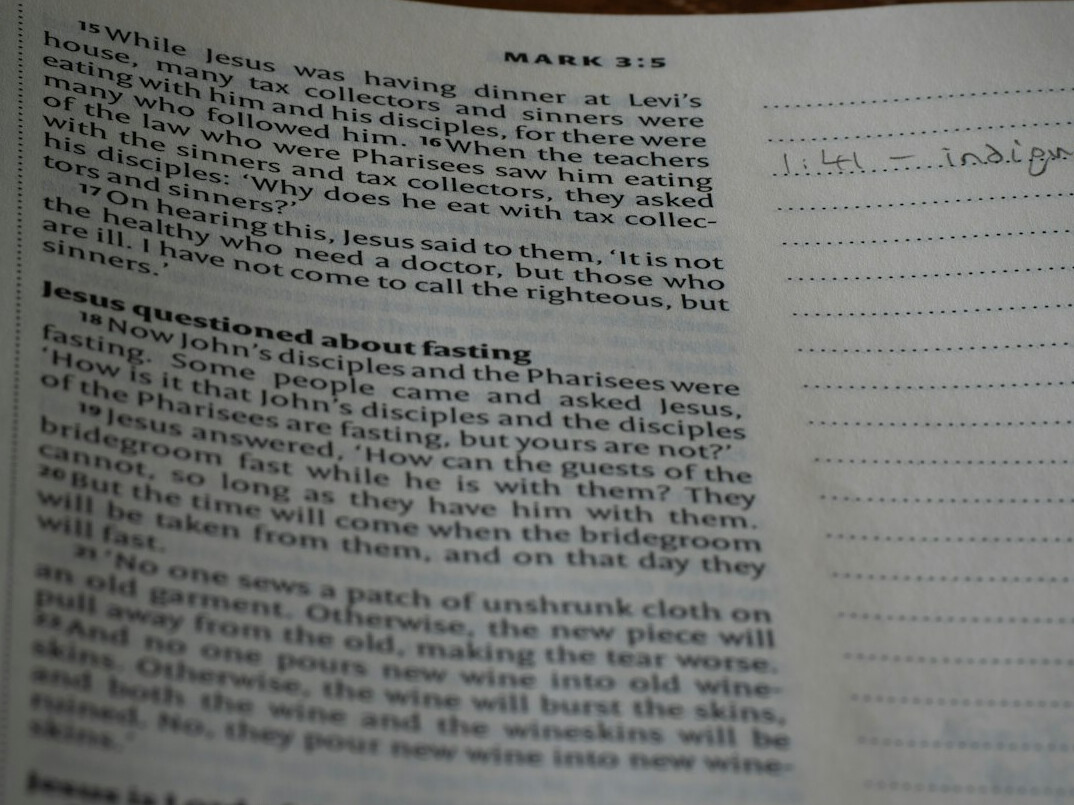 detective reading case notes
